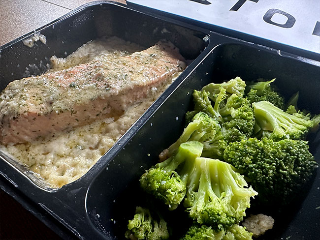 Factor75 Salmon and Broccolii