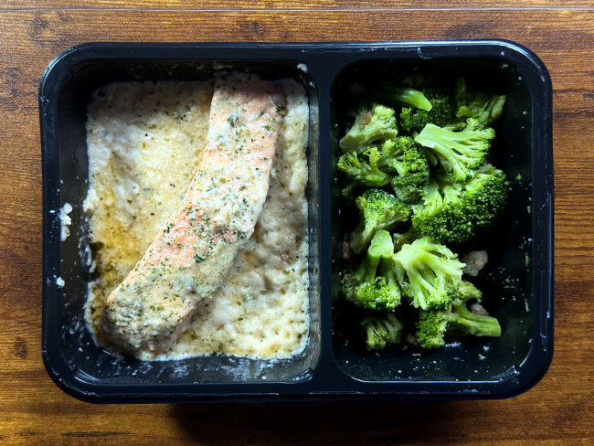 Factor75 Salmon and Broccolii