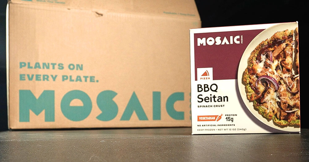 Mosaic Foods BBQ Seitan Pizza